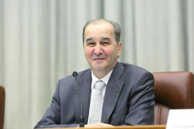 Поздравление Анвара Шамухамедовича Шамузафарова с Днём рождения!
